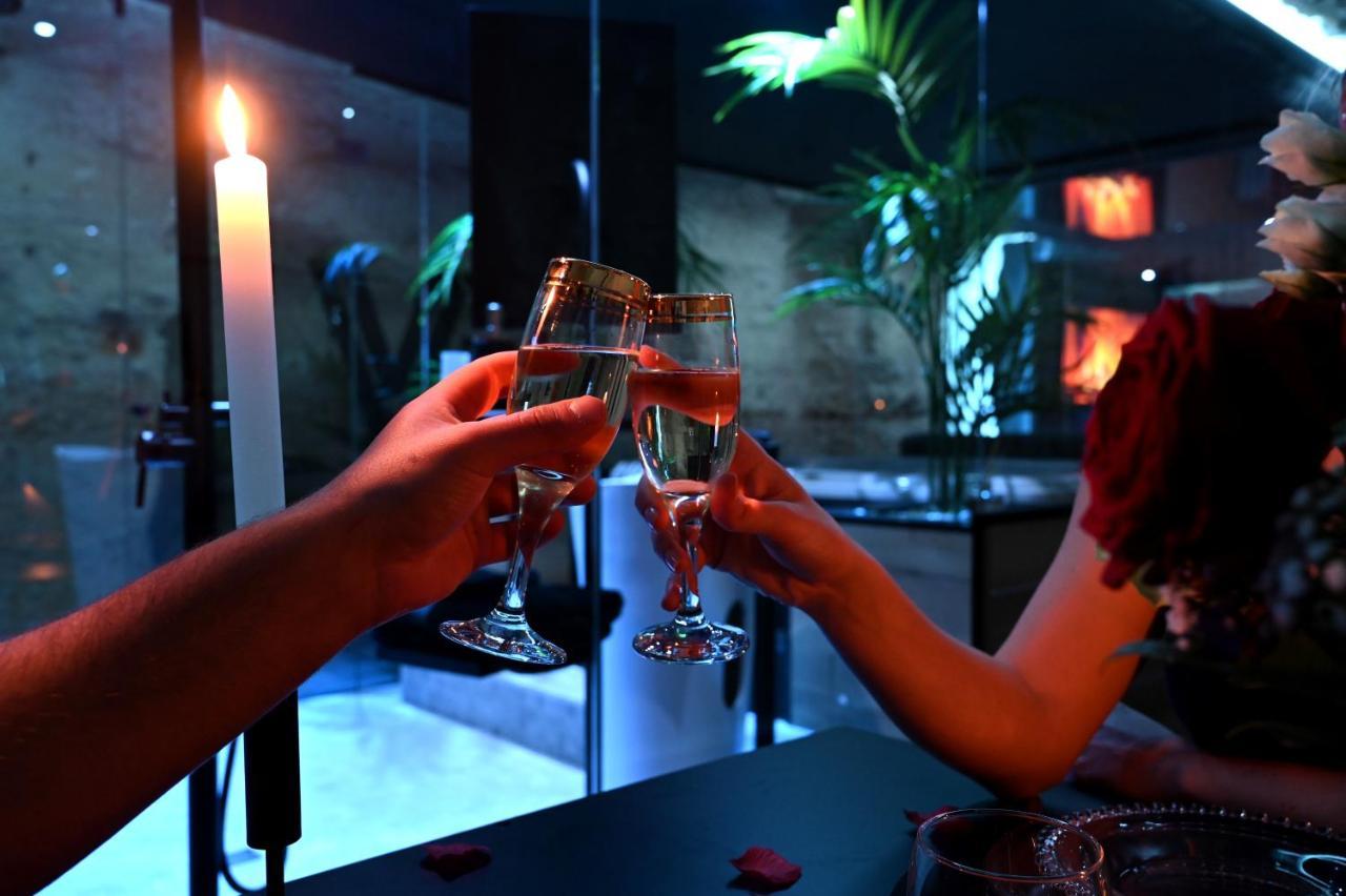 Omira - Nuits D'Exception & Spa Tours Bagian luar foto